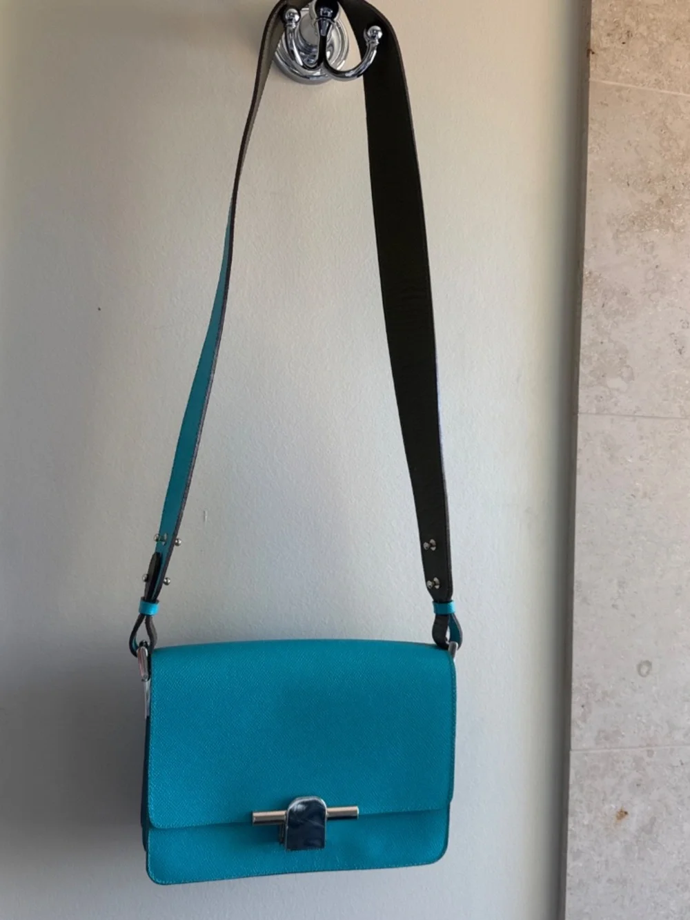 Massimo Dutti Aqua Teal Olive Leather Crossbody Bag Purse Gold accents purse